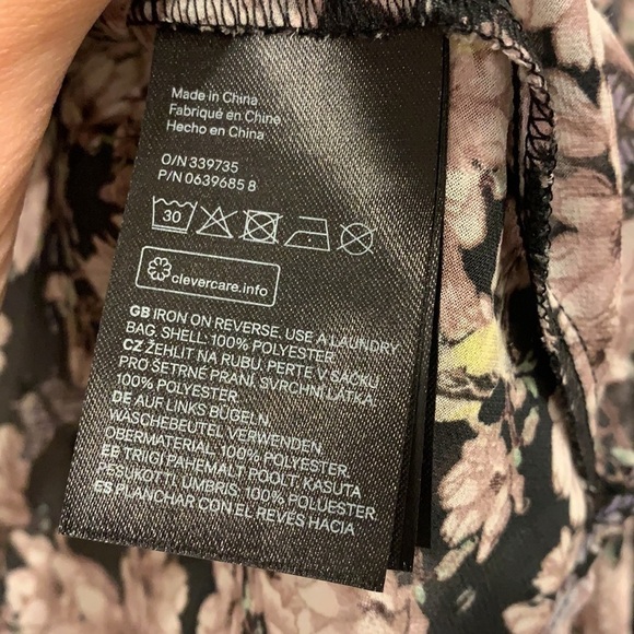 NEW H&M Floral Semi-Sheer Ruffle Frill Button Front Blouse - Picture 6 of 6